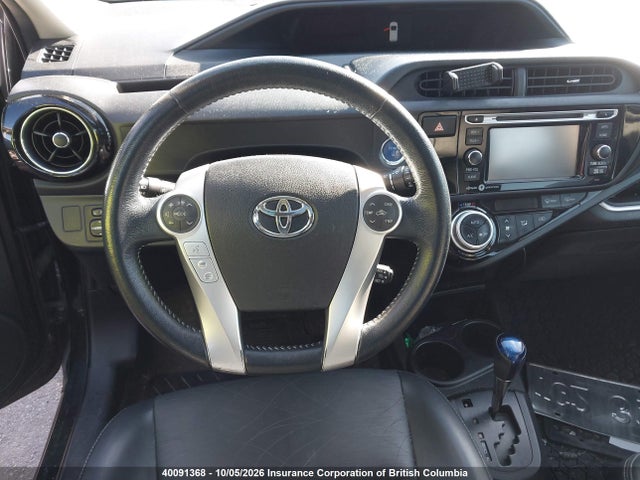 JTDKDTB35F1111054 Toyota PRIUS C