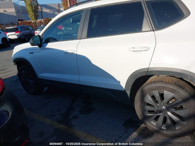 Volkswagen Taos 2022 3VVAX7B2XNM055388 Image 15