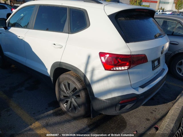 Volkswagen Taos 2022 3VVAX7B2XNM055388 Image 3