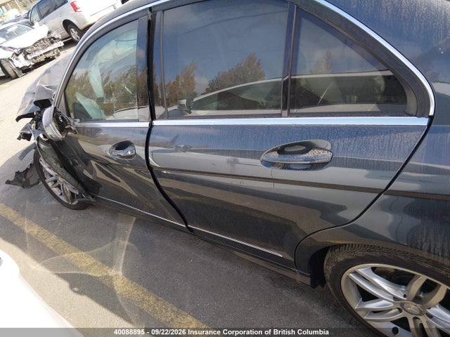 WDDGF8AB7EA958930 Mercedes-Benz C 300 4matic