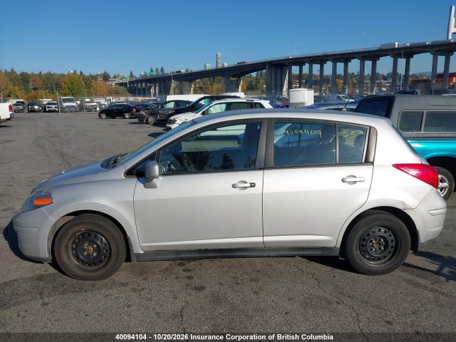 40094104 :رقم المزاد ، 3N1BC1CP1AL436328 vin ، 2010 Nissan Versa مزاد بيع