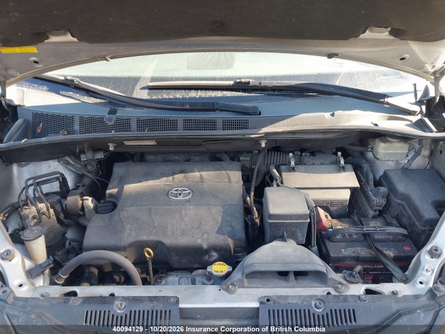 Продажа на аукционе авто 2011 Toyota Sienna, vin: 5TDZK3DC4BS082113, номер лота: 40094129