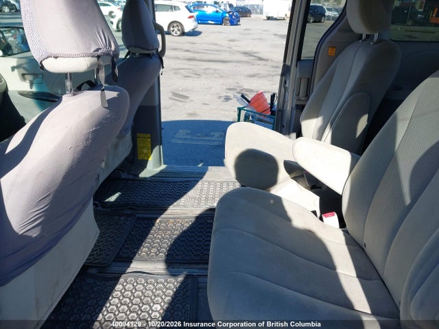 Продажа на аукционе авто 2011 Toyota Sienna, vin: 5TDZK3DC4BS082113, номер лота: 40094129