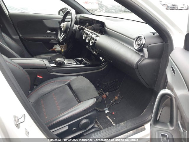 W1K3G4FB0LJ198253 Mercedes-Benz A 220 4matic