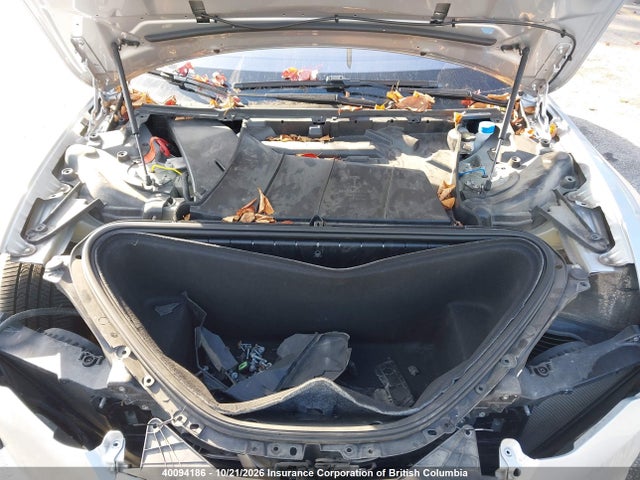 40094186 :رقم المزاد ، 5YJSA1E24HF231731 vin ، 2017 Tesla Model S مزاد بيع