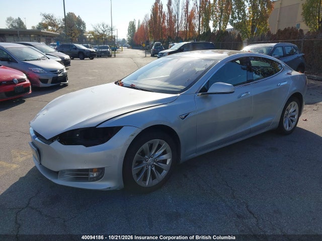 40094186 :رقم المزاد ، 5YJSA1E24HF231731 vin ، 2017 Tesla Model S مزاد بيع
