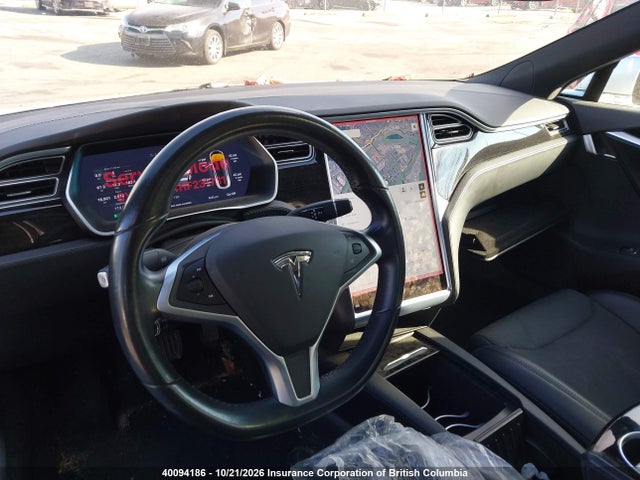 40094186 :رقم المزاد ، 5YJSA1E24HF231731 vin ، 2017 Tesla Model S مزاد بيع
