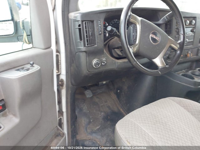 GMC Savana 2500 Work Van 2019 1GTW7BFP1K1223263 Image 21
