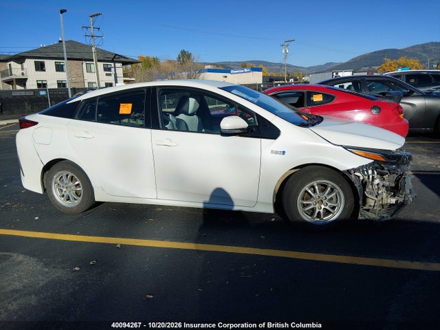 JTDKARFP9H3028453 Toyota Prius
