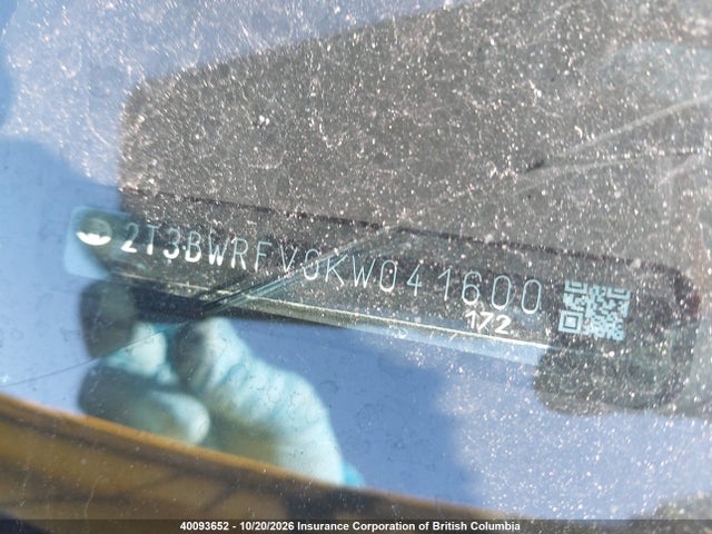 2T3BWRFV0KW041600 Toyota RAV4 LE