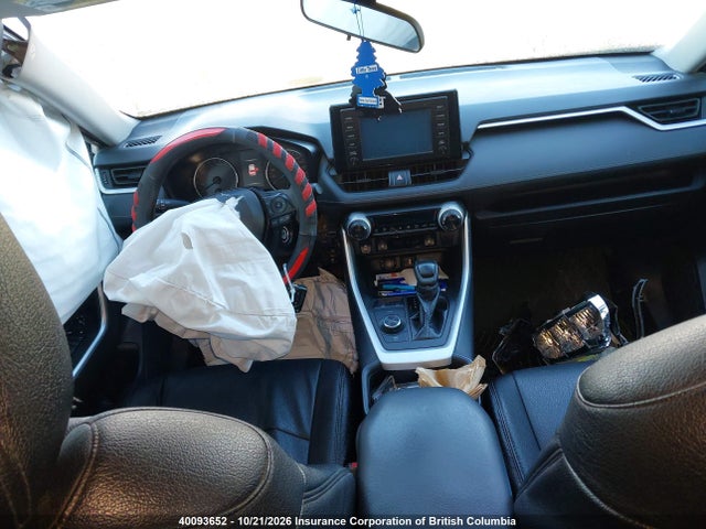 2T3BWRFV0KW041600 Toyota RAV4 LE