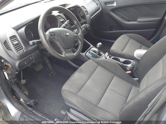 40070800 :رقم المزاد ، 3KPFK4A70HE091779 vin ، 2017 Kia Forte Lx مزاد بيع