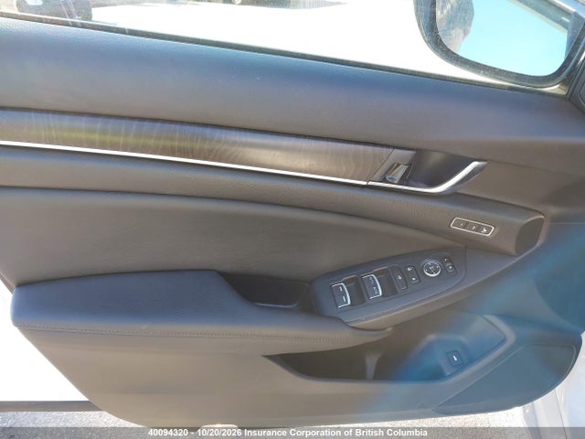 40094320 :رقم المزاد ، 1HGCV3F90KA800091 vin ، 2019 Honda Accord Touring Hybrid مزاد بيع