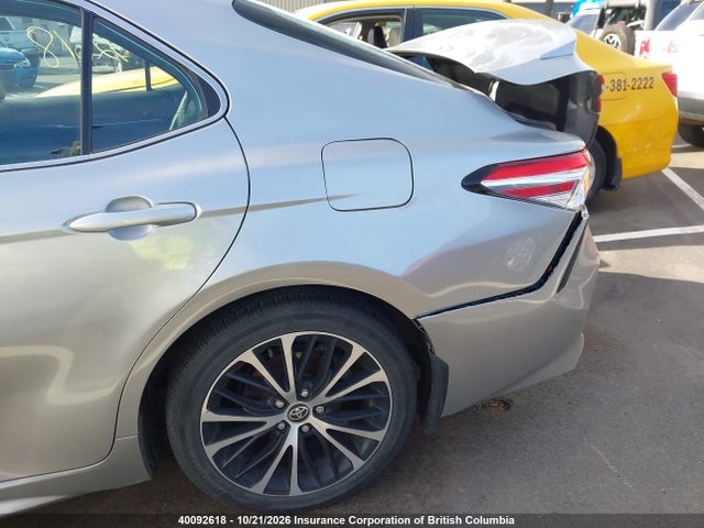 4T1B21HK2LU522930 Toyota Camry Xle/se