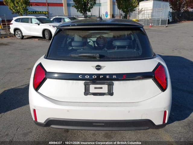 Продаж на аукціоні авто 2025 Mini 3 Door Cooper S, vin: WMW23GD02S2W35745, номер лоту: 40094337