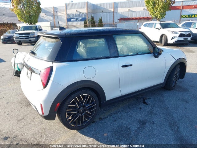 Продаж на аукціоні авто 2025 Mini 3 Door Cooper S, vin: WMW23GD02S2W35745, номер лоту: 40094337