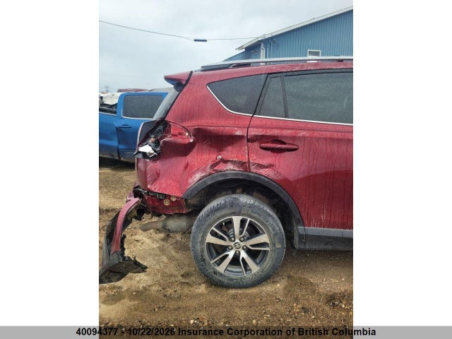2T3BFREV5JW795608 Toyota RAV4