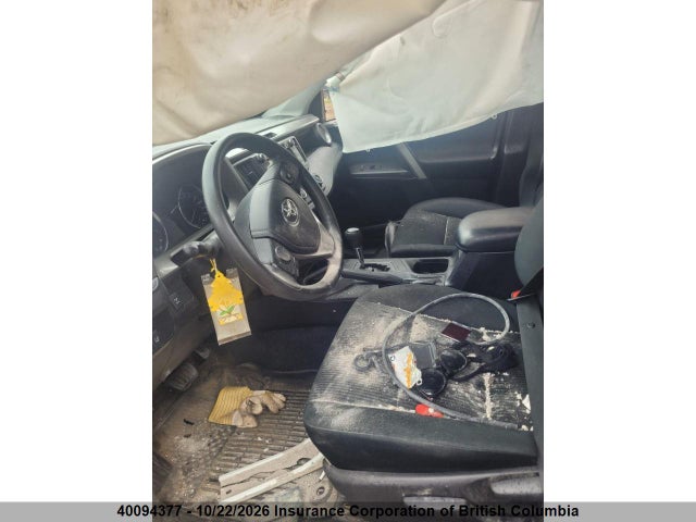2T3BFREV5JW795608 Toyota RAV4