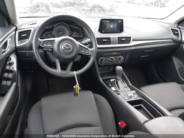 40093154 :رقم المزاد ، 3MZBN1U70JM237817 vin ، 2018 Mazda 3 Sport مزاد بيع