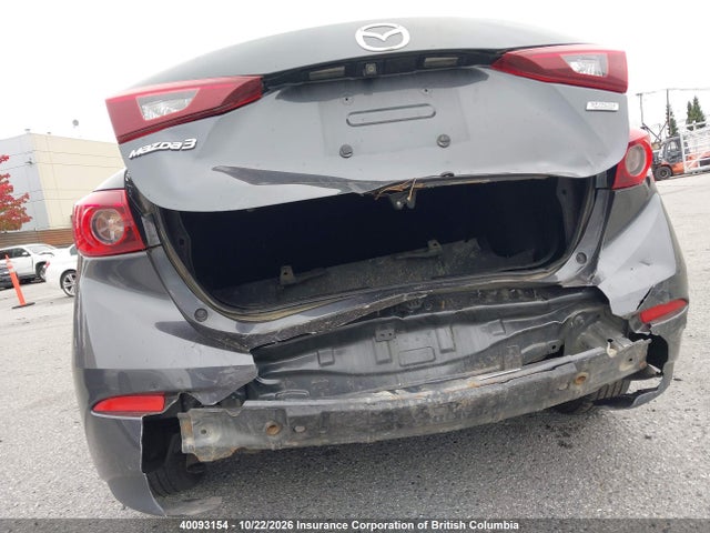 40093154 :رقم المزاد ، 3MZBN1U70JM237817 vin ، 2018 Mazda 3 Sport مزاد بيع