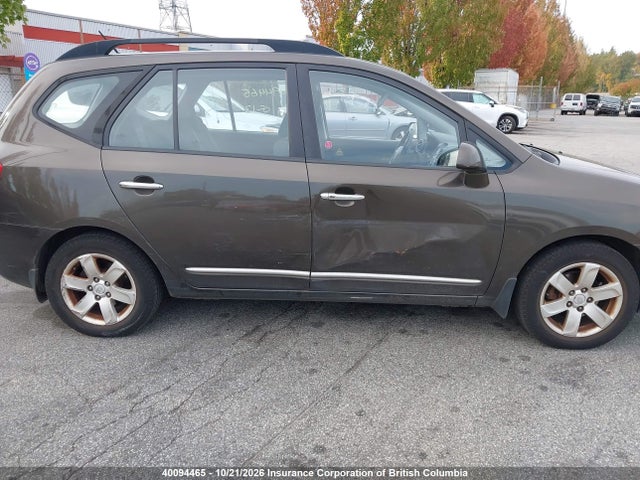 40094465 :رقم المزاد ، KNAFG528X97256833 vin ، 2009 Kia Rondo مزاد بيع