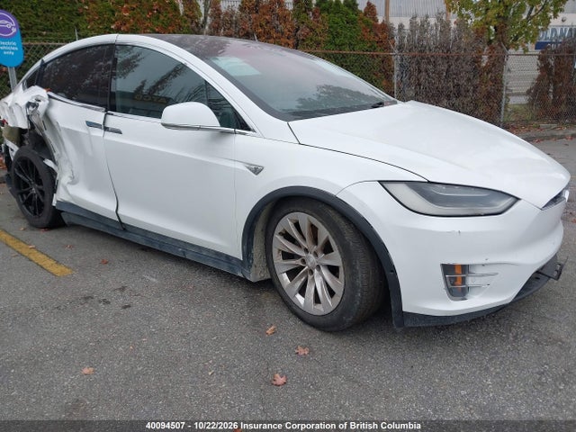 40094507 :رقم المزاد ، 5YJXCBE25GF017920 vin ، 2016 Tesla Model X Awd/standard Range مزاد بيع