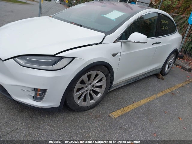 40094507 :رقم المزاد ، 5YJXCBE25GF017920 vin ، 2016 Tesla Model X Awd/standard Range مزاد بيع