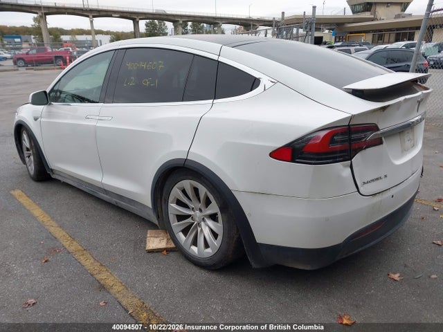 40094507 :رقم المزاد ، 5YJXCBE25GF017920 vin ، 2016 Tesla Model X Awd/standard Range مزاد بيع