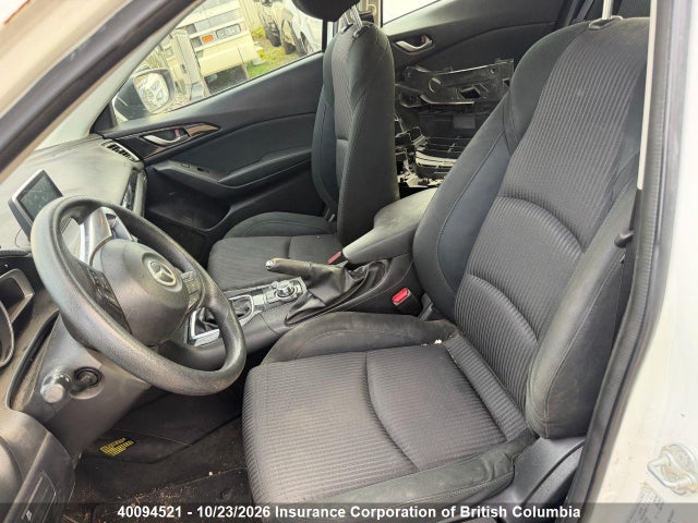 3MZBM1V78FM168254 Mazda 3 TOURING