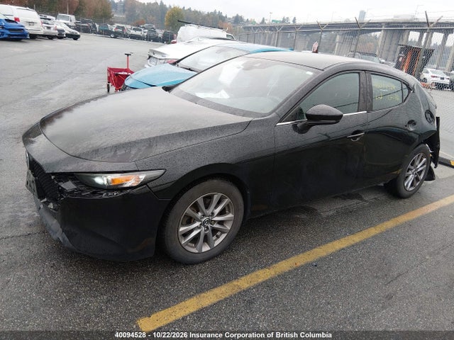 Mazda 3 Preferred 2021 JM1BPBLL9M1305793 Image 2