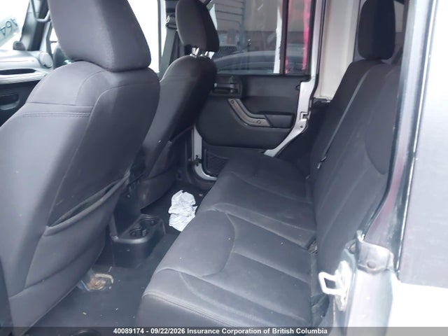 40089174 :رقم المزاد ، 1C4BJWDG5DL677095 vin ، 2013 Jeep Wrangler Unlimited Sport مزاد بيع
