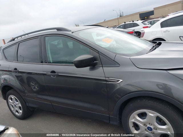 Продаж на аукціоні авто 2018 Ford Escape S, vin: 1FMCU0F73JUC15545, номер лоту: 40094696