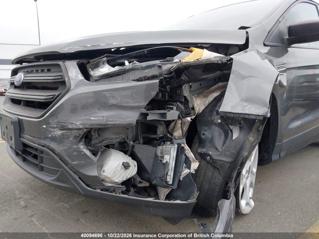 Продаж на аукціоні авто 2018 Ford Escape S, vin: 1FMCU0F73JUC15545, номер лоту: 40094696