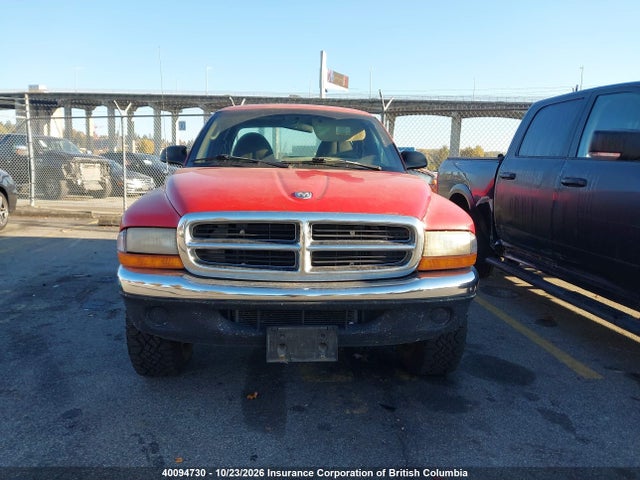 40094730 :رقم المزاد ، 1B7GG22Y1XS105718 vin ، 1999 Dodge Dakota مزاد بيع