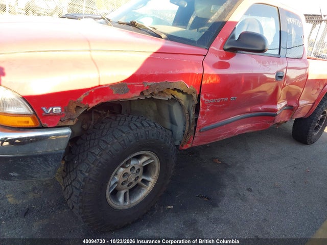 40094730 :رقم المزاد ، 1B7GG22Y1XS105718 vin ، 1999 Dodge Dakota مزاد بيع