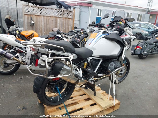 Aukcja sprzedaży 2023 Bmw R 1250 Gs Adventure, vin: WB10M1309P6H11287, numer aukcji: 40094738