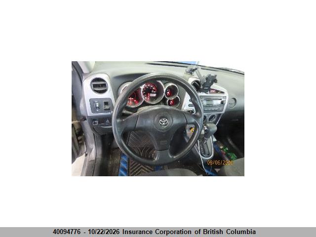 40094776 :رقم المزاد ، 2T1KR32E45C902835 vin ، 2005 Toyota Matrix Xr مزاد بيع