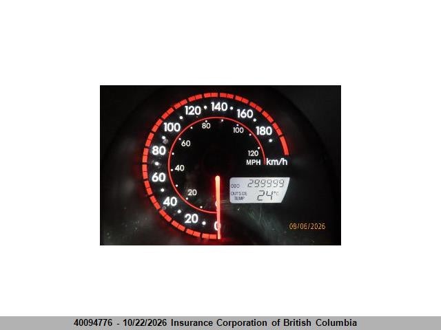 40094776 :رقم المزاد ، 2T1KR32E45C902835 vin ، 2005 Toyota Matrix Xr مزاد بيع