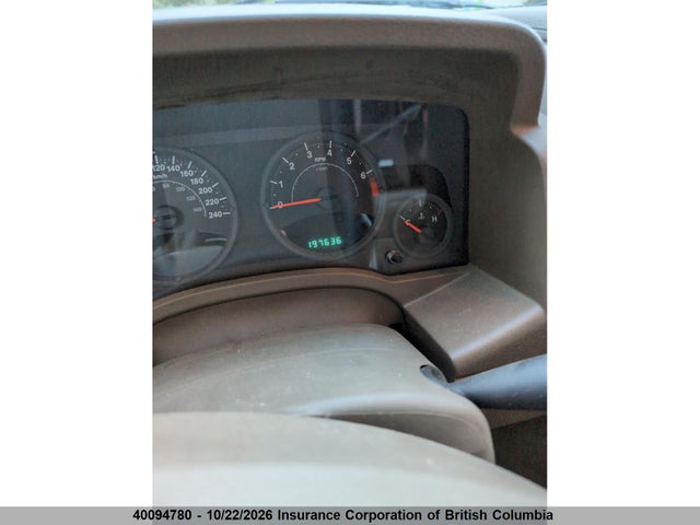 40094780 :رقم المزاد ، 1J8FT47W78D548092 vin ، 2008 Jeep Compass Sport مزاد بيع