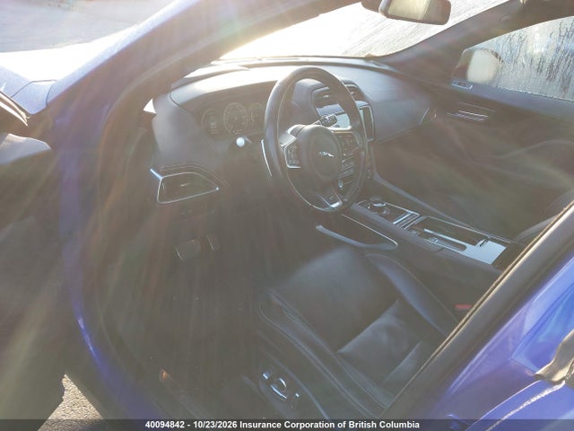 Jaguar F-pace R - Sport 2018 SADCL2FN7JA251729 Image 21