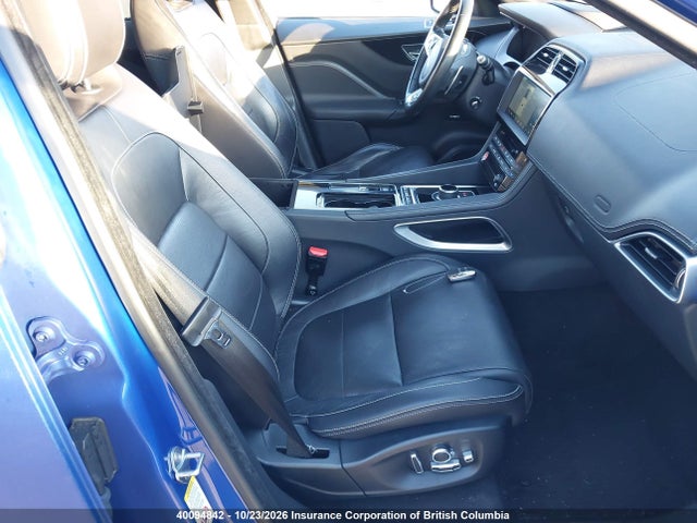 Jaguar F-pace R - Sport 2018 SADCL2FN7JA251729 Image 5