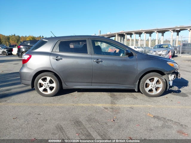 2T1KU4EE8EC136592 Toyota Matrix