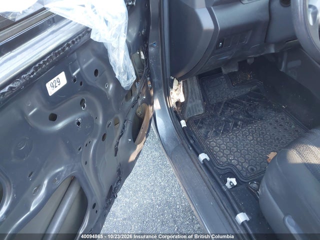 2T1KU4EE8EC136592 Toyota Matrix
