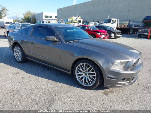 2014 1ZVBP8AM9E5220572 main image