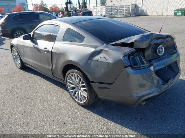 Ford Mustang V6 2014 1ZVBP8AM9E5220572 Image 3