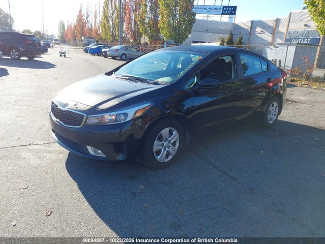 KIA Forte 2017 3KPFL4A70HE033748 Image 2