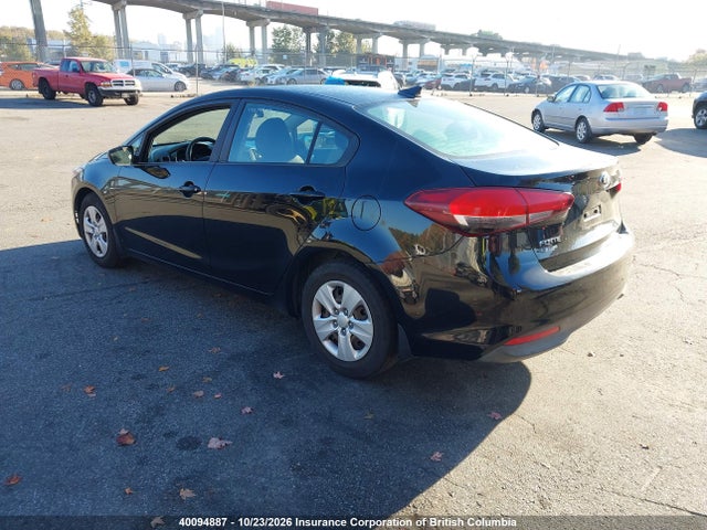 KIA Forte 2017 3KPFL4A70HE033748 Image 3