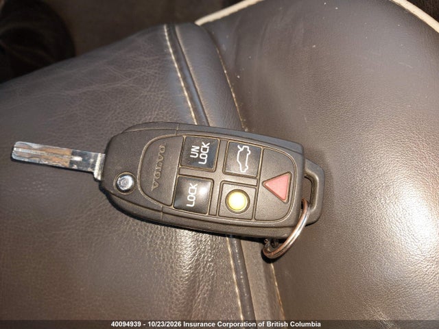 40094939 :رقم المزاد ، YV4952CZ8D1628447 vin ، 2013 Volvo Xc90 مزاد بيع