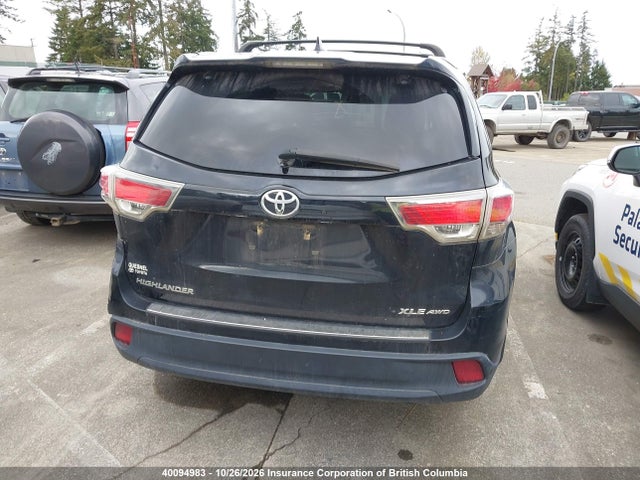 5TDJKRFH7GS318382 Toyota Highlander Xle