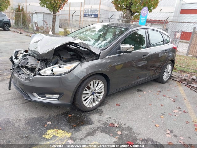 Ford Focus 2018 1FADP3N23JL253358 Image 2